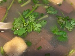 -佬钱湾仔(衣裳街店)