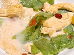 浓鸡汤银杏泡凉瓜-利苑酒家(华熙国际店)
