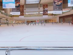 -冰纷万象滑冰场(深圳万象城店)