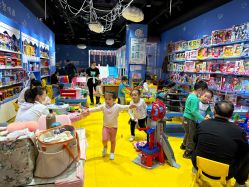 -皇家迪智尼(大融城店)