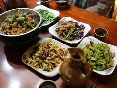 -苗湘食府(十年店)