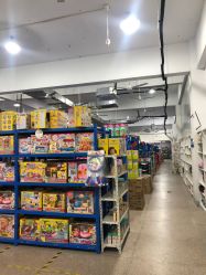 -逝水玩具折扣店
