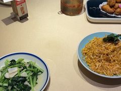 -八府香鸭·啫啫煲(华山路店)