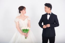 -巴黎时尚婚纱摄影(南汇店)