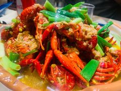 -小鱼儿海鲜港(新村十区店)