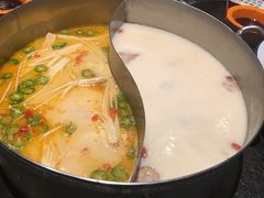 -煲宫猪肚鸡(昆山金鹰国际购物中心店)