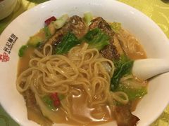 -何记面馆(龙泉山店)