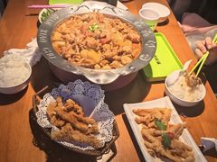 -钳小厨疯味1987肉蟹煲(美一城广场店)