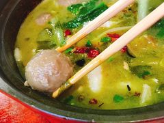 -周鱼小馆石锅酸菜鱼(活力汇店)