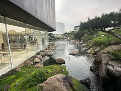 -罗红摄影艺术馆