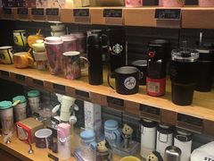 零售区-星巴克(上海南站店)