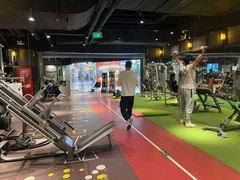 -VLines耀能运动24小时·月付制健身(京广桥店)