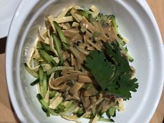 瓜丝豆皮-喜家德虾仁水饺(飞洲国际店)