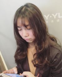 -苑苑发型设计