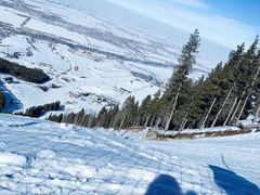 -丝绸之路山地度假区滑雪场