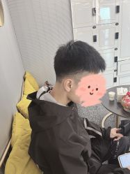 -即型男士理发工作室
