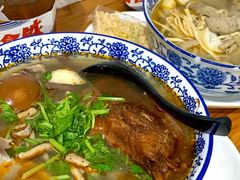 -叶新小吃店(来凤小区总店)