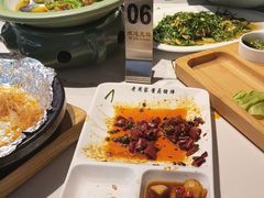 -老周家酱卤猪蹄私房菜(克拉玛依西街店)