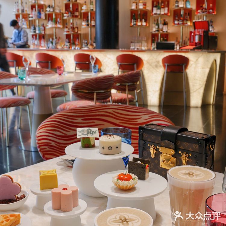 还得是成都！首家LV餐厅，下午茶上新啦～