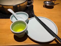 -洪氏嗨捞·广东猪肚鸡·椰子鸡火锅(西咸万象城店)