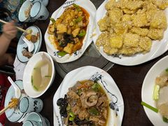 -金卯白肉罩火烧