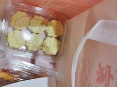 -读酥世家(松江新城地铁站店)