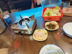 -富正毅三下锅·湘西韵味(天门山索道店)