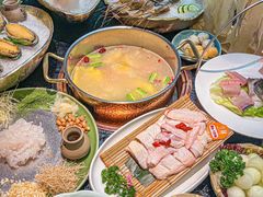 -得意咚瓜·顺德鱼生·冬瓜火锅(深圳首店)