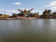 -七彩云南欢乐世界