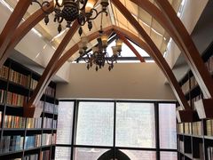 -钟书阁(松江泰晤士小镇店)