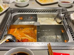 -海底捞火锅(新松江路店)