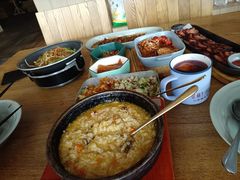 -蜜桃餐厅·伴山(湖滨商业街店)