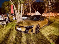 -深圳锦龙奥迪4S店(前海店)