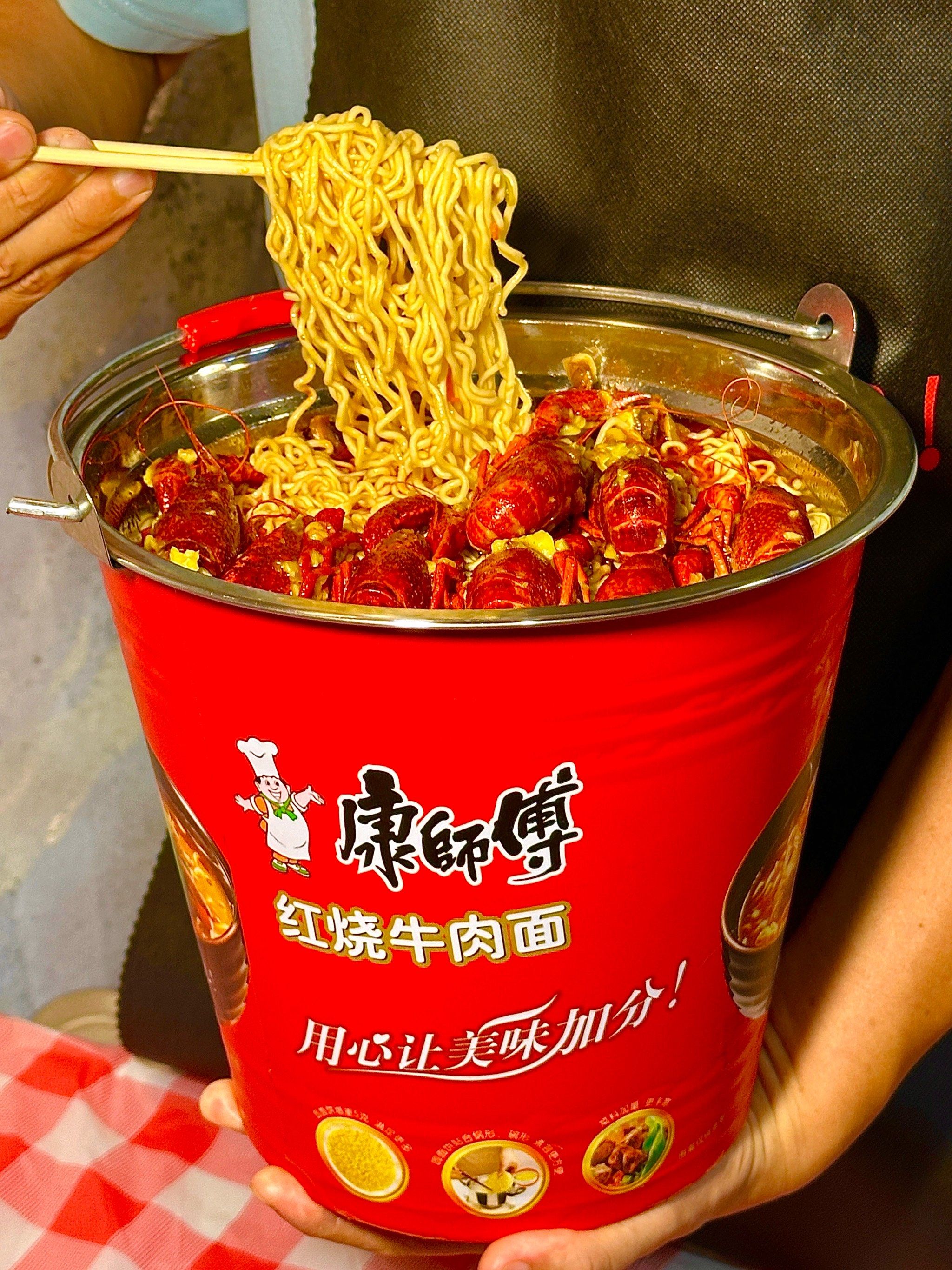 晋江也有泡面桶小龙虾啦!