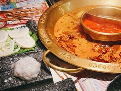 -哥老官重庆美蛙鱼头(西湖银泰十一哥店)