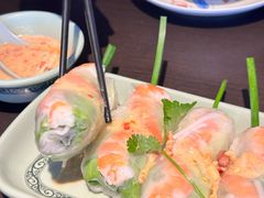 -大头虾越式风味餐厅(光明广场店)