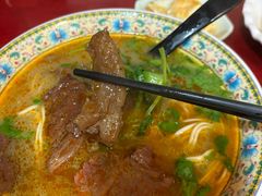 -金杨拉面王小吃面馆·牛三宝面·红烧牛肉粉