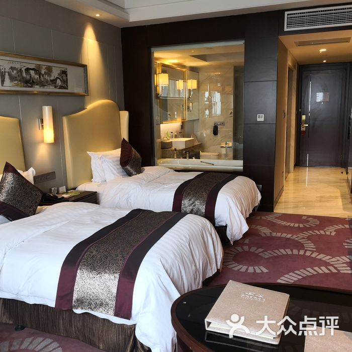 镇江佰润粤海国际酒店