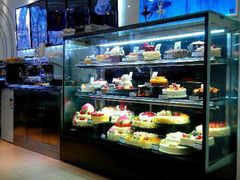 面包甜点陈列柜-好利来(朝外店)