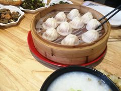 -玖鲜小笼(中山广场店)