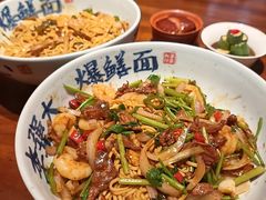 -李犟大爆鳝面·手工蟹黄包(湖滨西湖店)