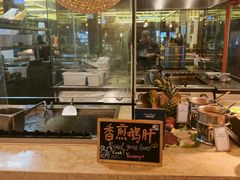 -大中华希尔顿酒店-念自助餐·嗨啤·小龙虾