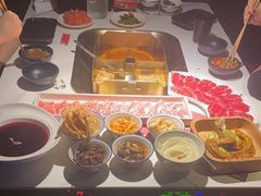 -九鼎轩脆毛肚火锅(南京东路店)