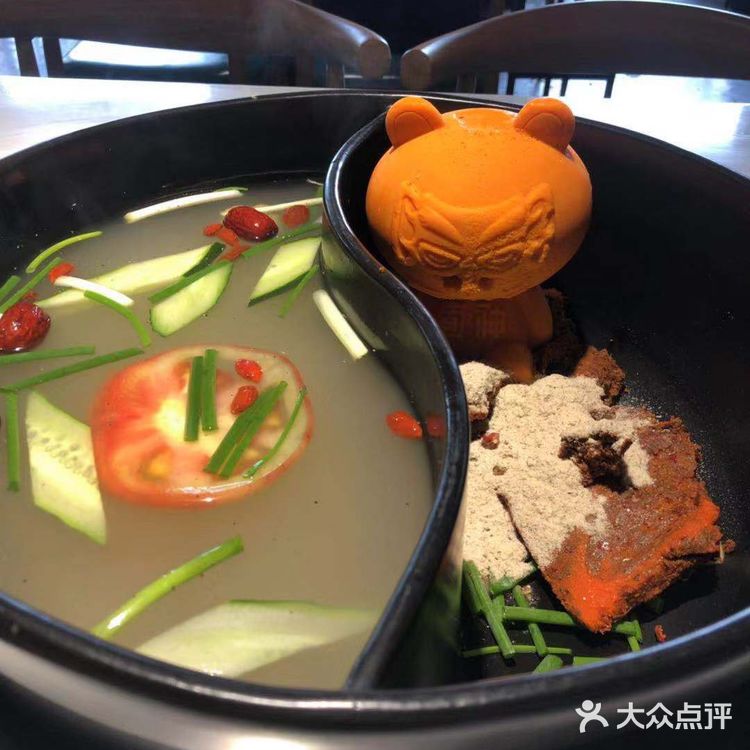 朋友也推荐我们来这家店吃