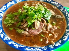 -白老大羊杂碎稍麦