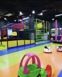 -蹦贝运动中心·蹦床·攀岩·闯关(龙岗店)