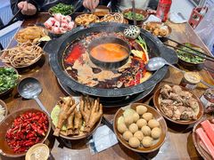 -黄潇洒老火锅(九眼桥宏济巷店)
