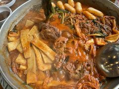 -喇喇排骨火锅·传统韩式脊骨汤(望京西园总店)
