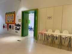 -爱睿思儿童早教亲子游泳(万象城店)