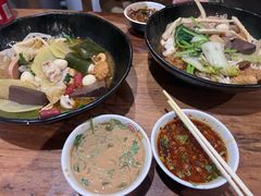 -万记麻辣烫国展总店